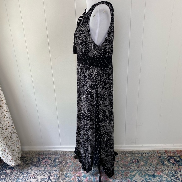 Bila Maxi Dress Sz XL Black Handkerchief Hem Floral Gauze Boho 90s Style Flowy - Picture 10 of 16